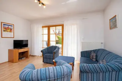 Image de Comfortable terraced house in Zingst with garden, terrace and heated pool