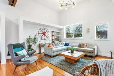 Image de Modern Stylish 2 Br in Historic St. Johns