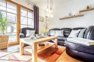 Image de Spacious terraced house in vacation park with terrace & communal pool