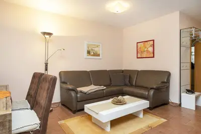 Image de Comfortable terraced house in Zingst with terrace, garden and heated indoor pool