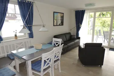 Image de Vacation apartment near the beach with terrace and garden in Zingst
