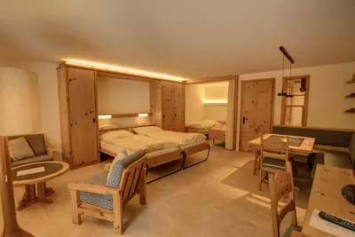 Image de Appartement de 1 1/2 pièce avec vue sur la montagne au 2ème étage