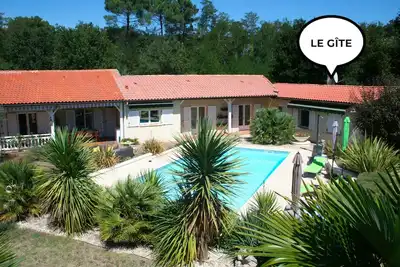 Image de Gîte avec accès piscine des propriétaires