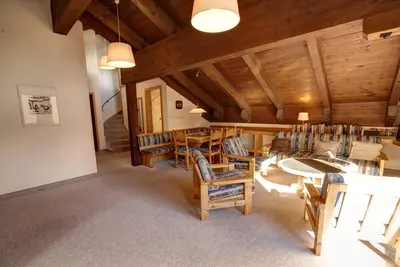 Image de Appartement en duplex 3 1/2 avec vue sur la montagne au 5e étage