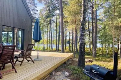 Image de Villa Nabben - strong pines, lakeview and beach
