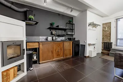 Image de Romantic designer apartment with indoor fireplace