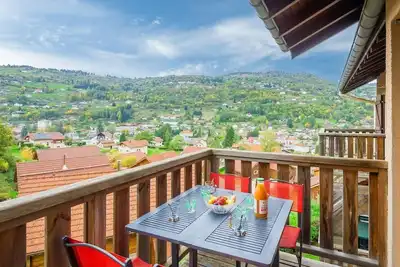 Image de Les Louveteaux - Deux Chambres Appartement, Couchages 4