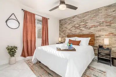 Image de Short North Condo | Walkable + Parking | Laundry