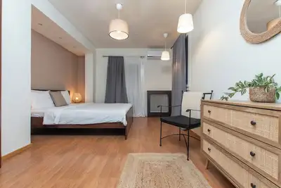 Houseloft Cosmopolitan Comfort