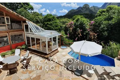 Image de Beautiful 5 bedroom house, A/C, Pool and more in Araras, Petropolis, 60 km from Rio