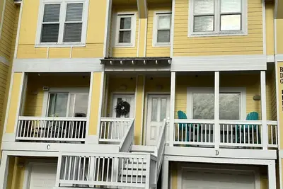 Image de Enjoy Sea~Batical in the Heart of Obx. Resort Pool and Splashpad < 1mi to Beach