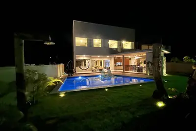 Image de Casa Paraíso - 06 suites - Guarajuba - 200 meters from the beach
