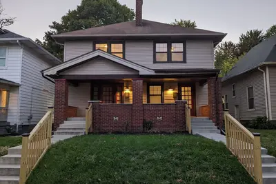 Image de A Brookside Abode: 3-bed home and parking on-site