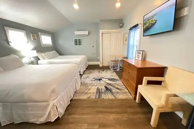 * * Hampton Beach | Oceanview | Pet Friendly * *