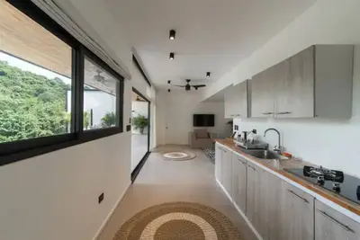 Image de Jungle 01 – 3 Bedroom Jungle View with Pool
