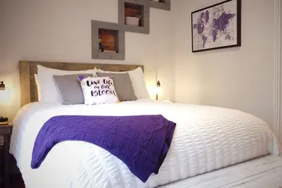 Image de #4 Charming Room in Historic House, Violet Villa