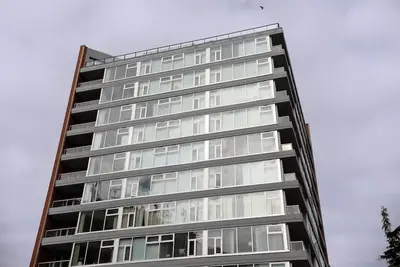 Image de #118 Maitland St - 2 Bedroom Waterfront Condo