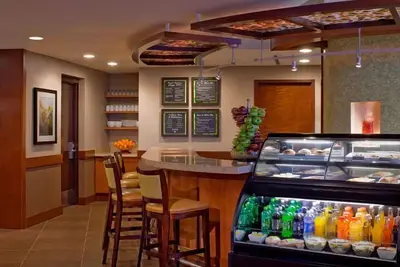 Image de 2 Pet-Friendly Units Near Paramount Theatre and Texas Capitol, Free Parking!