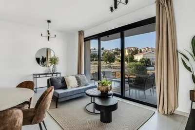 Image de Sanders Elgio - Précieux appartement 3 chambres avec balcon