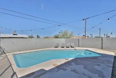 Image de Spacious and Relaxing 3 Bed House with Diving Pool