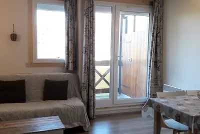 Image de Studio cabine rénové 24m², 4 personnes, centre de Villard-de-Lans, proche commodités et navettes