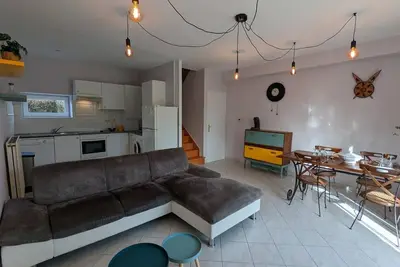 Image de Gîte familial avec piscine chauffée et wifi, au cœur de la nature, proche Chadurie, Charente