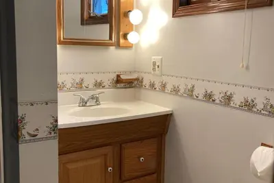 Image de Charming, Convenience and Comfort - Minutes from Downtown Rochester