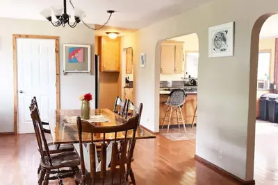 Image de Clubhouse at Camp Creek