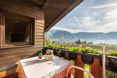 Image de Appartement \"Adang Ferienwohnung Mutspitz\" avec vue sur les montagnes, jardin et Wi-Fi.
