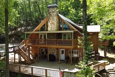Image de River Shoals Cabin! Hot Tub-Water front
