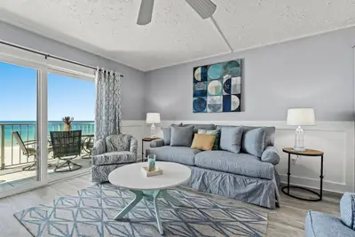 Image de Summit~Pcb~1Bedroom Bunk~ Sleeps 8~Free Beach Chairs~Tiki Bar