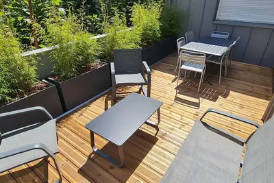 Image de Le Poulorio Terrasse - T3 - 2 salles de douches - Rdc - ByLocly