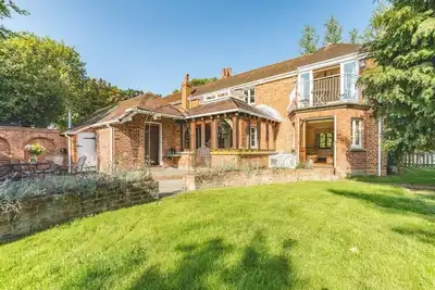 Image de Chestnut Cottage ❤ Windsor Countryside Escape