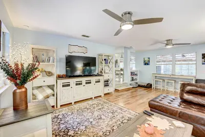 Image de Secluded 2-Home Getaway on < 13 Forest Acres!