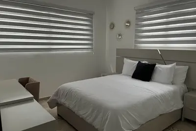 Image de House 5 mins from Monument with free parking
