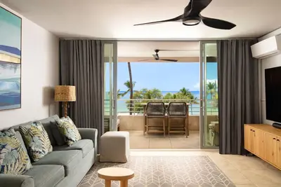 Image de 180° Ocean views • Luxe condo • Steps to Beach