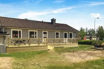 Image de Superbe maison à Kvillsfors avec WiFi