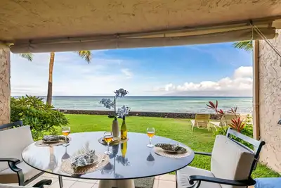 Image de Vast ocean views with Hawaiian decor