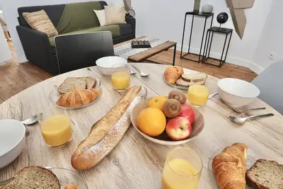 Image de Napoléon Gare 7 ★ T2 ★ Dernier Etage ★ ByLocly