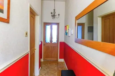 Image de Cheerful 2 bedroom cottage with Indoor Fireplace