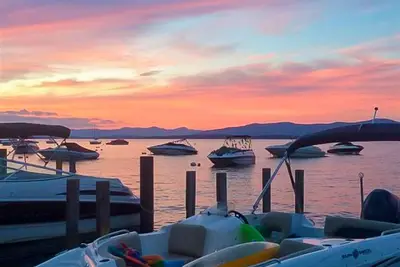 Image de Lakefront condo with beaches, pools, sports courts, screened porch, & W\/D