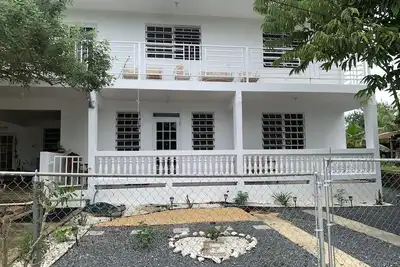Image de Elana's WhiteHouse. #3 Anasco Pr.