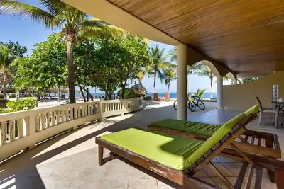 Image de Vue mer-Villa-Salle de bain privée séparée-Lp 1a