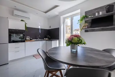 Image de La Casa di Armida Maison de vacances avec sauna à proximité de Castel dell'Ovo. .