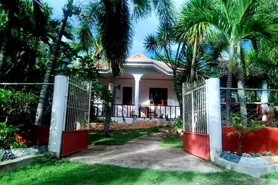 Image de Private quite bungalow-5 min walk to ocean & restaurants