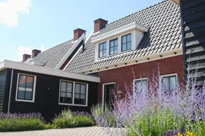 Image de Merveilleuse maison de vacances privée pour 6 personnes avec Wifi, Tv, terrasse et parking