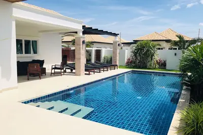 Splendide Pool Villa 6 Personnes