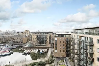 Image de 3-bedroom penthouse with amazing marina views