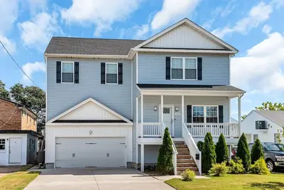 Image de Bright and spacious 4br, 2. 5Bath-Pets welcome