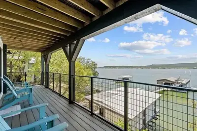 Image de Possum Kingdom's Reel Scenic Haus, 3bd/2ba sleeps 8 waterfront w/beautiful views